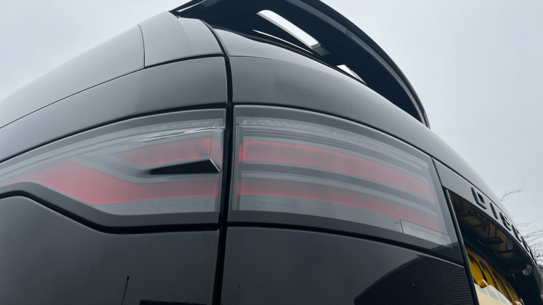 Land Rover Discovery 3.0 D300 R-Dynamic HSE 5dr Auto Diesel Station Wagon